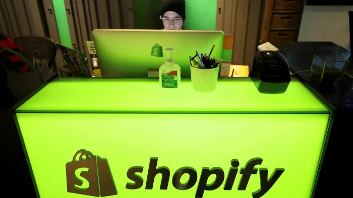 2022121813283150 - Google Shopping对Shopify独立站效果如何?